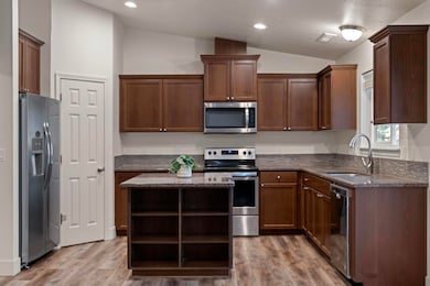 60154 Turquoise Rd, Bend, OR 97702 - photo 5