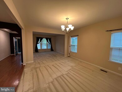 5232 Mudville Ln, Waldorf, MD 20602 - photo 2