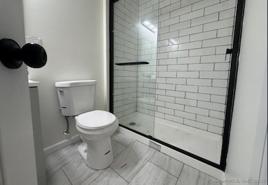 61 Field St unit 304, Waterbury, CT 06702 - photo 3