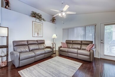 1540 S Reseda Circle-28
