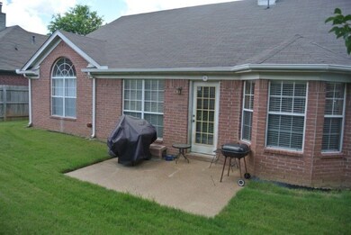 7101 Lagrange Hill Dr, Cordova, TN 38018 - photo 2