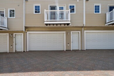 40 Myrtle St unit 2, Waltham, MA 02453 - photo 2