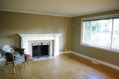 7915 228th St SW, Edmonds, WA 98026 - photo 4
