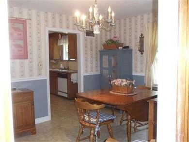 17 Gorham St, Lawrence, MA 01843 - photo 4