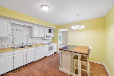 10-1548-Winchell-Ct-WindowStill-Rea