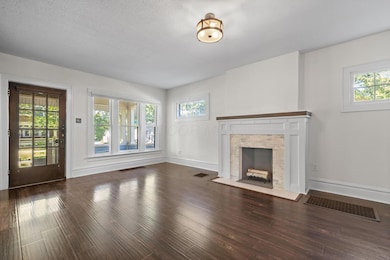 270 E Kelso Rd, Columbus, OH 43202 - photo 3