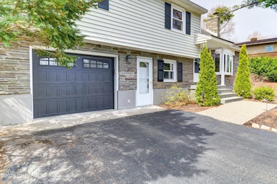 2512 Whamer Ln, Schenectady, NY 12309 - photo 3