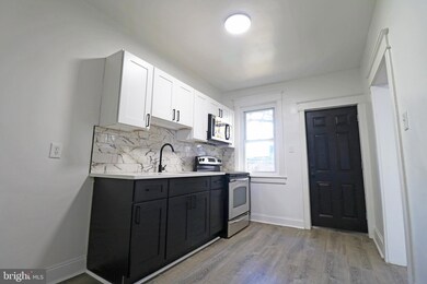 919 Elsinore Place, Chester, PA 19013 - photo 6