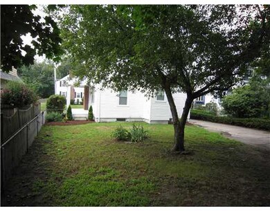 22 Brookside Dr, Cranston, RI 02910 - photo 4