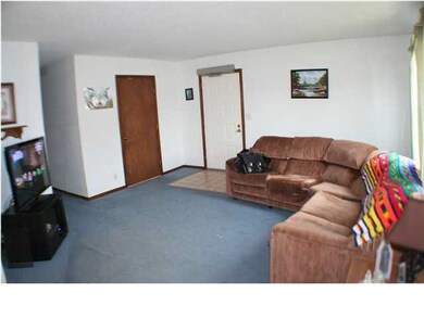 4809 - Living room