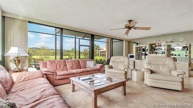 LOTS OF LIGHT THROUGHOUT THIS CONDO