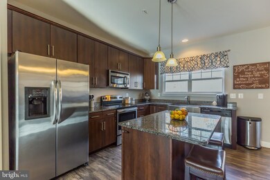 422 English Oak Ln, Prince Frederick, MD 20678 - photo 4