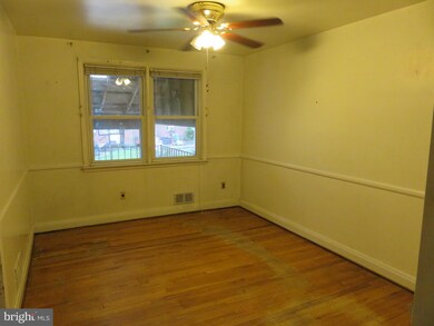 8626 Rock Oak Rd, Parkville, MD 21234 - photo 7