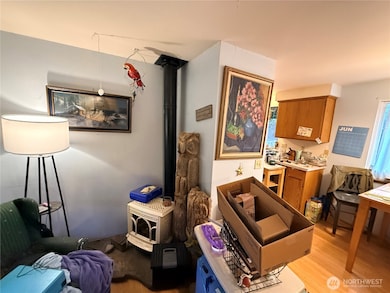 1390 Admirals Dr, Coupeville, WA 98239 - photo 6