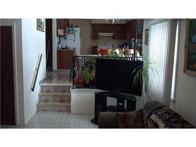 Kitchen view of eat-in kitchen from family room