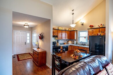 105 Murifield Ct, Frankfort, KY 40601 - photo 6