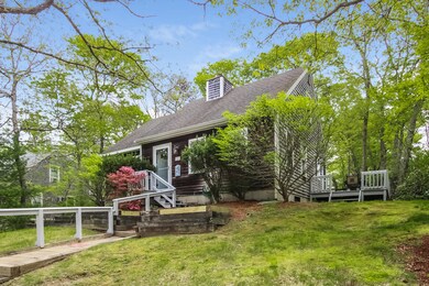 39 E Chop Dr, Oak Bluffs, MA 02568 - photo 2