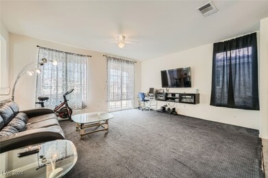 2nd Floor Family Room
