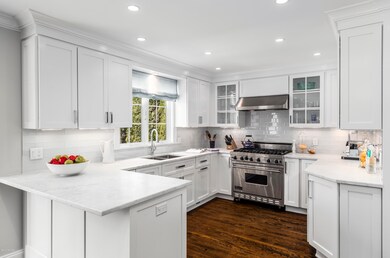 4 Keofferam Rd, Old Greenwich, CT 06870 - photo 6