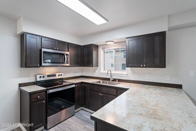 photos_high_resolution_06_3503_E_16th_Av