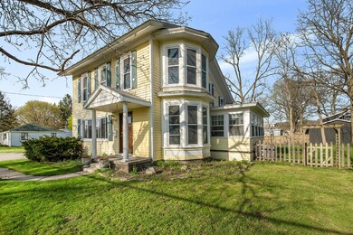 923 N Hudson St SE, Lowell, MI 49331 - photo 3