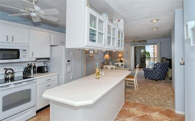 9200 Midnight Pass Rd unit 36, Sarasota, FL 34242 - photo 5