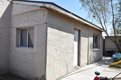 1106 e pima 4