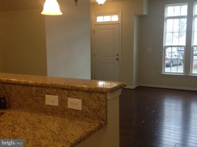 43443 Town Gate Square, Chantilly, VA 20152 - photo 4