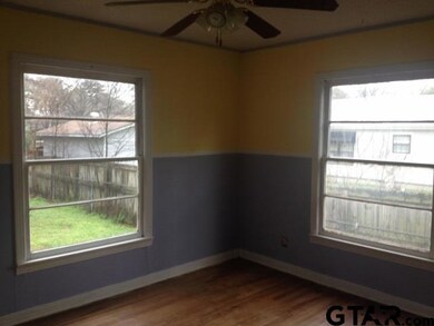 513 513 Beckley St, Kilgore, TX 75662 - photo 5