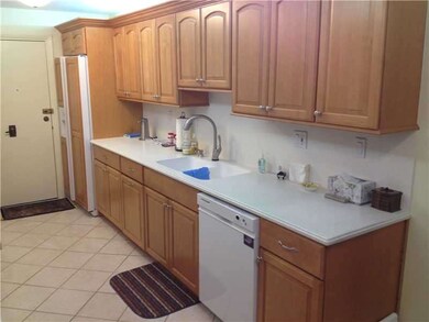 13951 Kendale Lakes Cir unit 506A, Miami, FL 33183 - photo 5