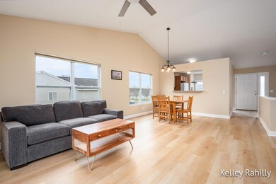 2502 Lawncrest Dr NE, Grand Rapids, MI 49505 - photo 6