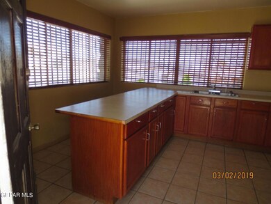 3621 Tyler Ave, El Paso, TX 79930 - photo 4