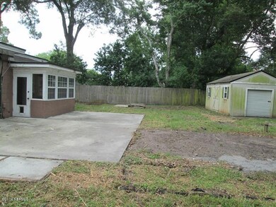 5426 Attleboro St, Jacksonville, FL 32205 - photo 4