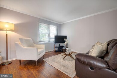 10342 Pond Spice Terrace, Burke, VA 22015 - photo 5