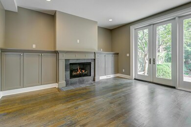 562_S_6th_30_of_33_great room fireplace
