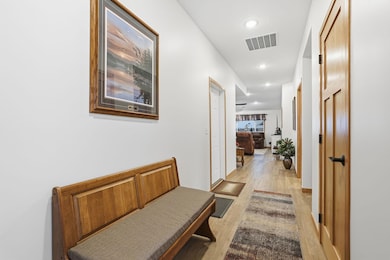 511 Southfork Cir SE, Hutchinson, MN 55350 - photo 7