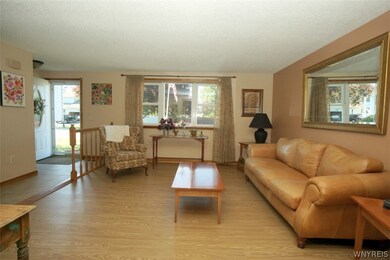 381 Wurlitzer Dr, North Tonawanda, NY 14120 - photo 4