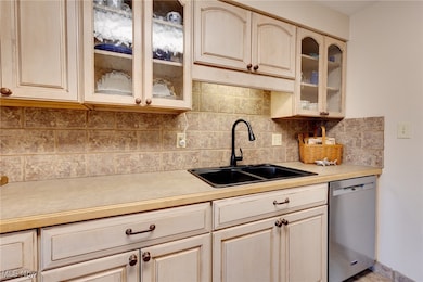 Blair House unit 507, Akron, OH 44303 - photo 5