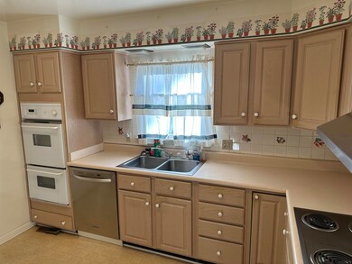 920 N Main St, Geneva, IN 46740 - photo 4