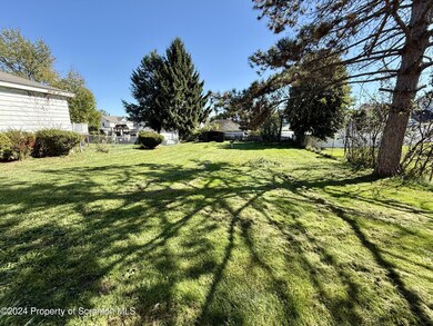 110 4th St, Olyphant, PA 18447 - photo 5