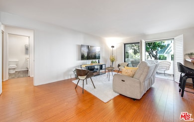 Marina Gateway unit 214, Los Angeles, CA 90066 - photo 4