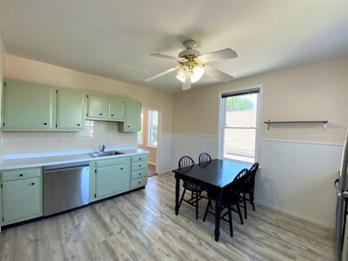 13 W Dane St unit 2, Beverly, MA 01915 - photo 3
