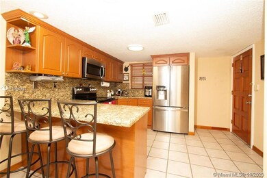 5580 W 26th Ct unit 204, Hialeah, FL 33016 - photo 2