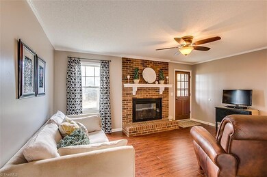 902 Rockcliff Terrace, Asheboro, NC 27205 - photo 6