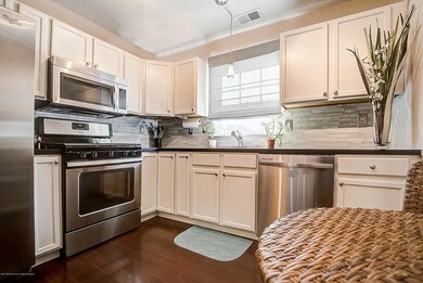 31 Phoenix Ct, Tinton Falls, NJ 07712 - photo 5