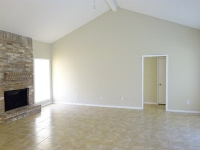 7935 Lumber Jack Dr, Houston, TX 77040 - photo 6