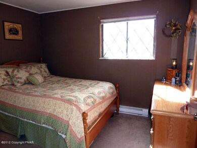 116 Gross Dr, Pocono Pines, PA 18350 - photo 4