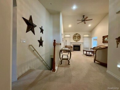 1151 Creekside Ct unit 32, Burton, MI 48509 - photo 4