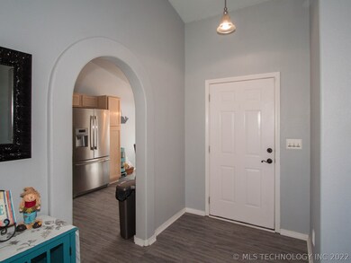 20501 E 41st Place S, Broken Arrow, OK 74014 - photo 2