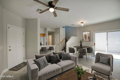 1552 S ROADRUNNER DR